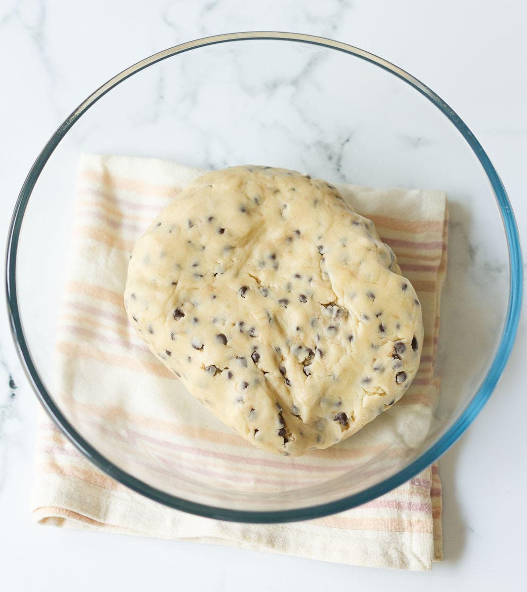 ready dough for chocolate chip shortbread cookies